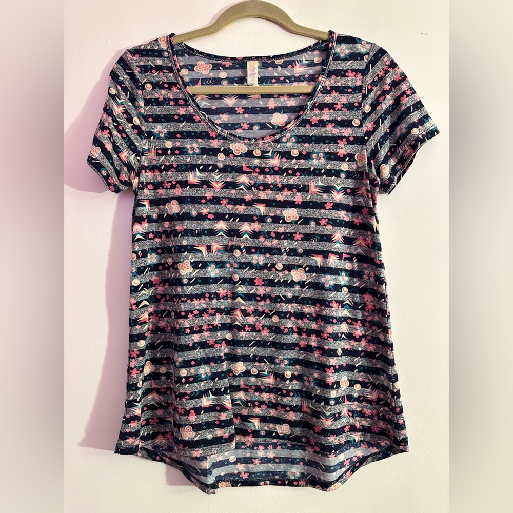 LuLaRoe Classic-T